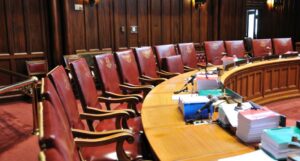 UNIONE DEI COMUNI: IL CONSIGLIERE DI MINORANZA CHE PASSA IN MAGGIORANZA PUÒ ESSERE SOSTITUITO
